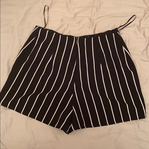 Love TM vertical striped short size s - Picture 3 of 3
